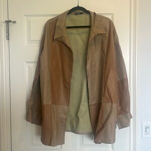 NWOT Nasty Gal Plus Size Tonal Patchwork Faux Leather Shaket in Camel (18)